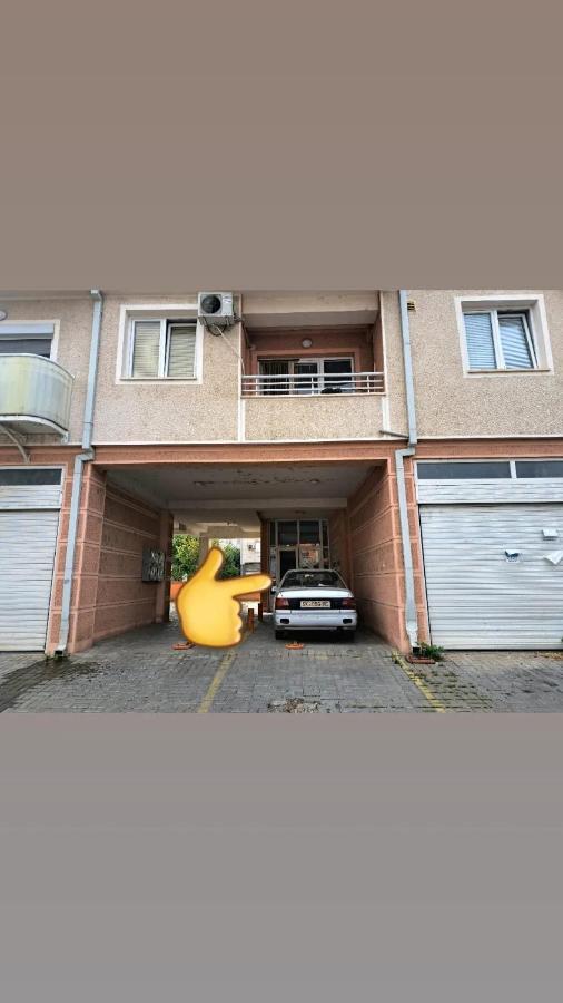 Railway Hostel スコピエ エクステリア 写真
